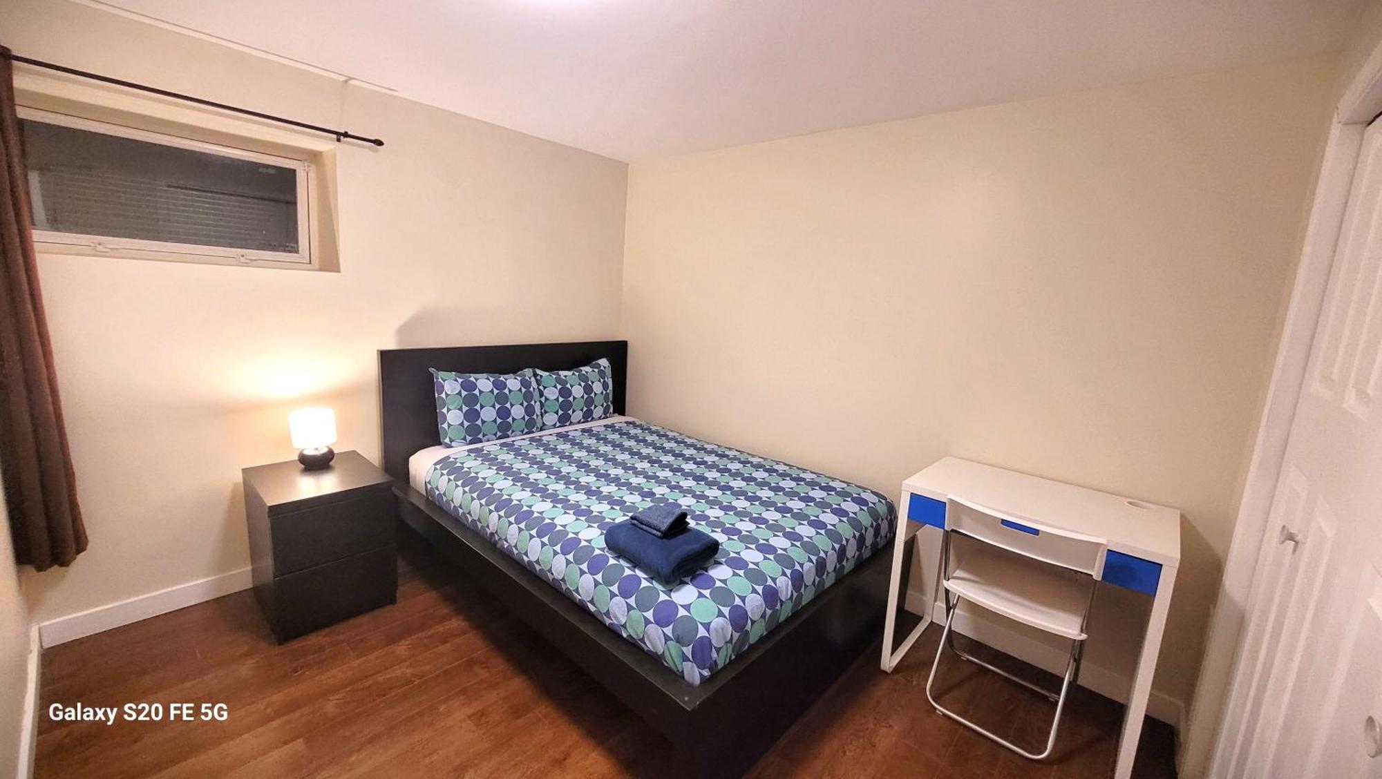 Away From - 6 Bedroom Fantastic *