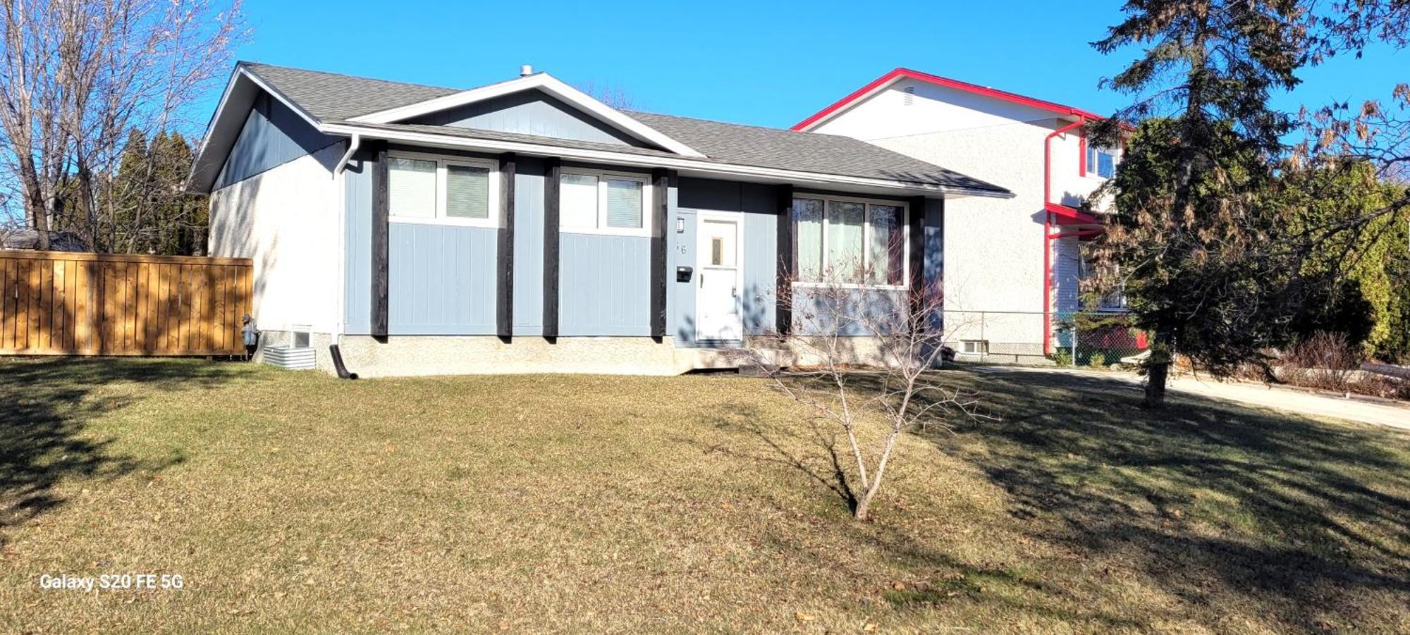 Away From - 6 Bedroom Fantastic Holiday home