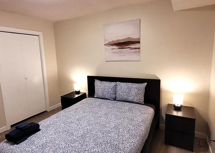Home Away From Home - 6 Bedroom Fantastic Bungalow